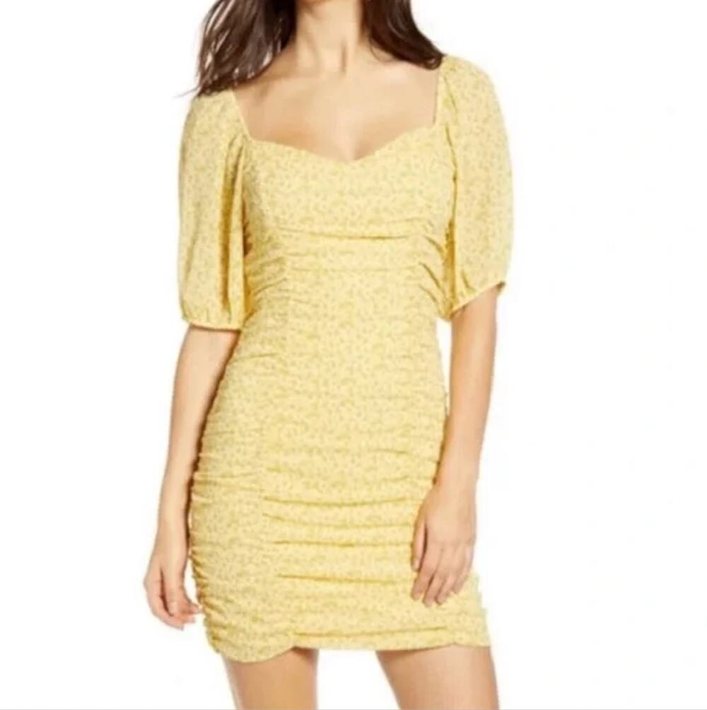 All In Favor Sasha Ruched Mini Dress XS Butter Yellow Floral Puff Sleeve